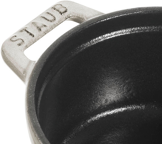 STAUB Mini Cocotte 10 cm aus Gusseisen für individuelle Portionen