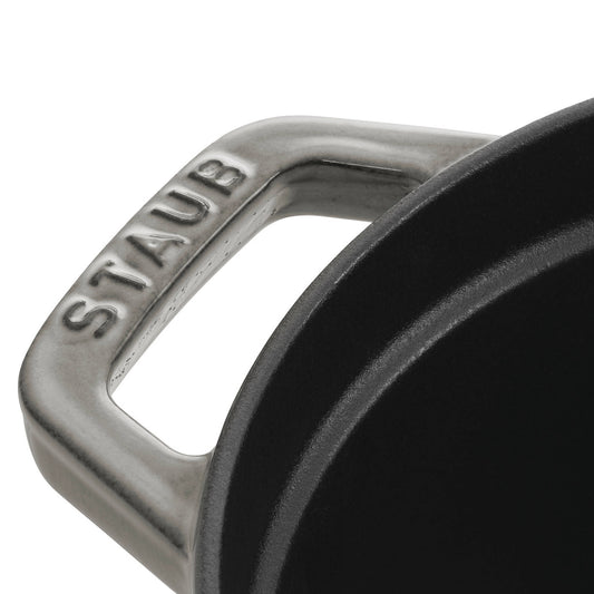Staub Cocotte 29 cm aus Gusseisen für gleichmäßiges Garen