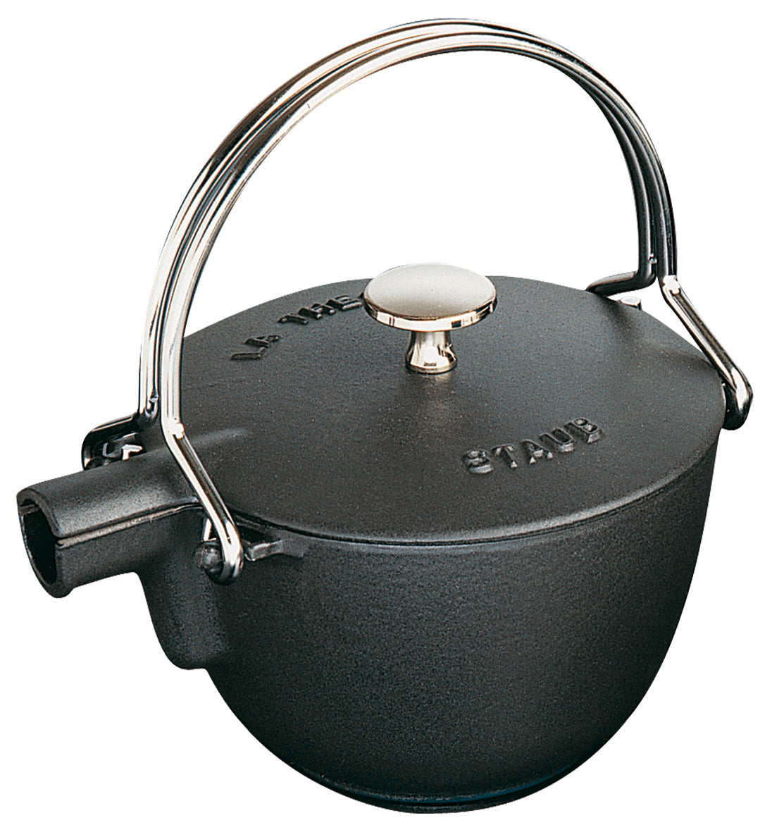 Staub Teekanne aus Gusseisen mit Edelstahlhenkeln für die Zubereitung von Tee.