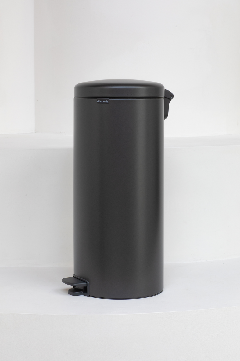 NewIcon Treteimer 30L - hygienischer Abfallbehälter für die Gastronomie