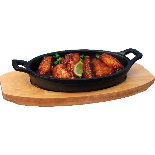 Gusseiserner Servierartikel oval mit Holztablett für Gastronomie