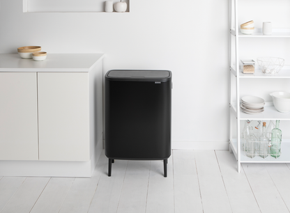 Bo Touch Bin Hi, 2 x 30L – Abfalleimer für Gastronomie und gewerbliche Nutzung