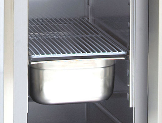NORDCAP Umluft-Gewerbekühlschrank KU 280-SL CNS für die Kühlung von Lebensmitteln und Getränken.