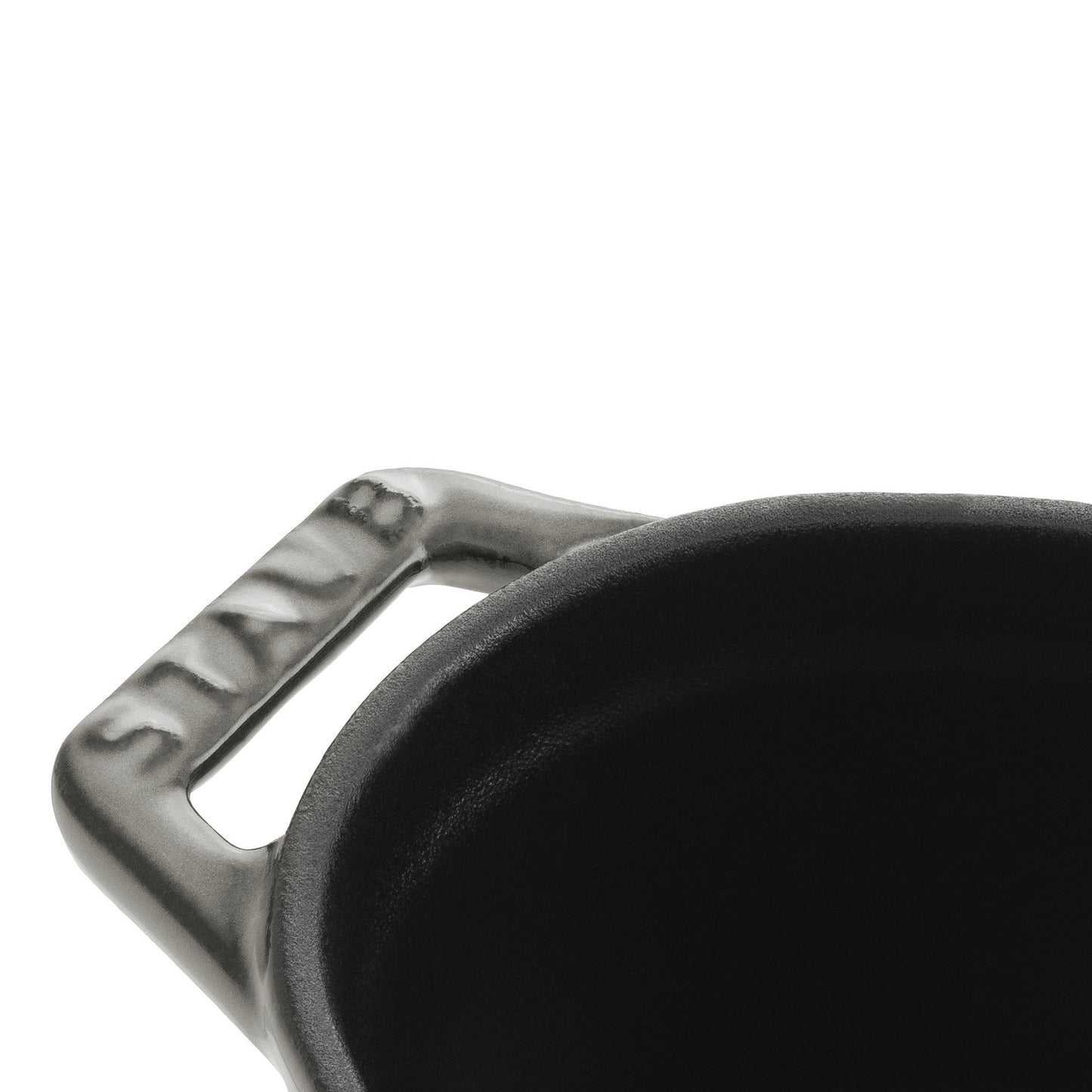 Staub Mini Cocotte, 11 cm aus Gusseisen zur Zubereitung kleiner Speisen