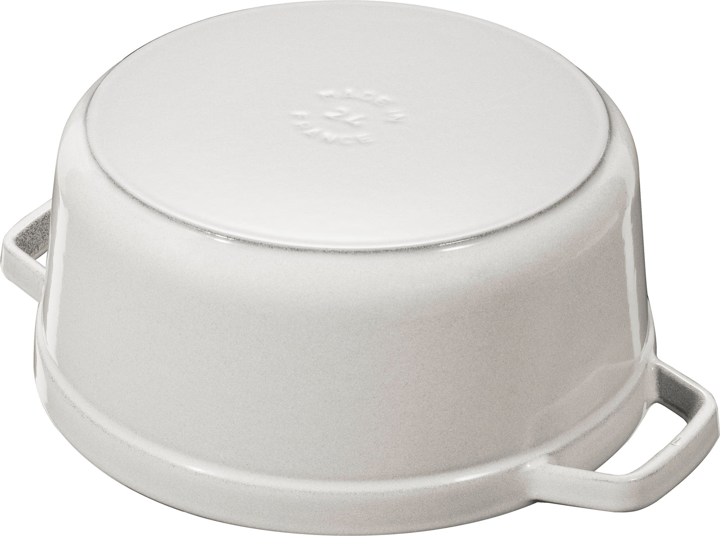 Staub Cocotte 24 cm aus Gusseisen für gleichmäßiges Garen