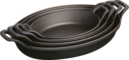 Staub Ofenform aus Gusseisen, ideal für Aufläufe und Braten