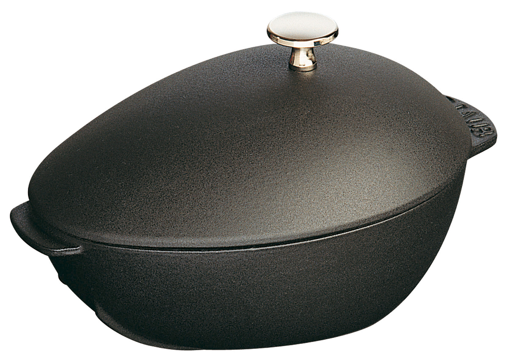 Staub Muscheltopf aus Gusseisen für die Zubereitung von Muscheln.