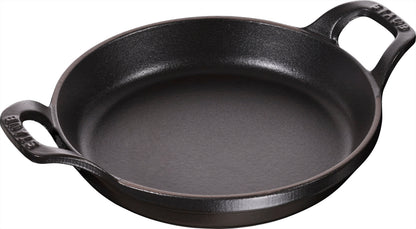 Staub Ofenform aus Gusseisen, 20 cm, für gleichmäßiges Garen und ansprechende Präsentation