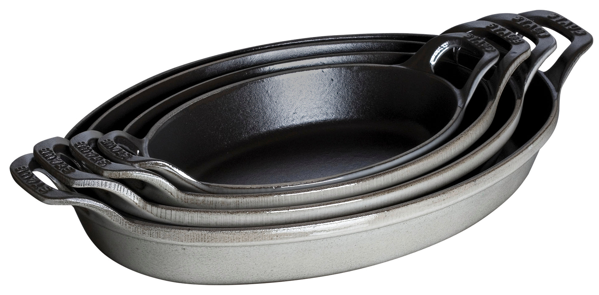 Staub Ofenform aus Gusseisen für die Zubereitung von Aufläufen und Gratins