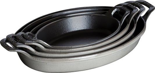 Staub Ofenform aus Gusseisen für die Zubereitung von Aufläufen
