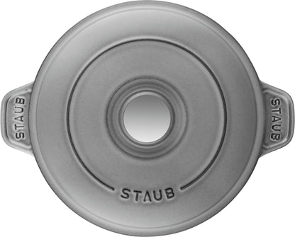 Staub Auflaufform aus Gusseisen, geeignet für gesunde Aufläufe und direktes Servieren