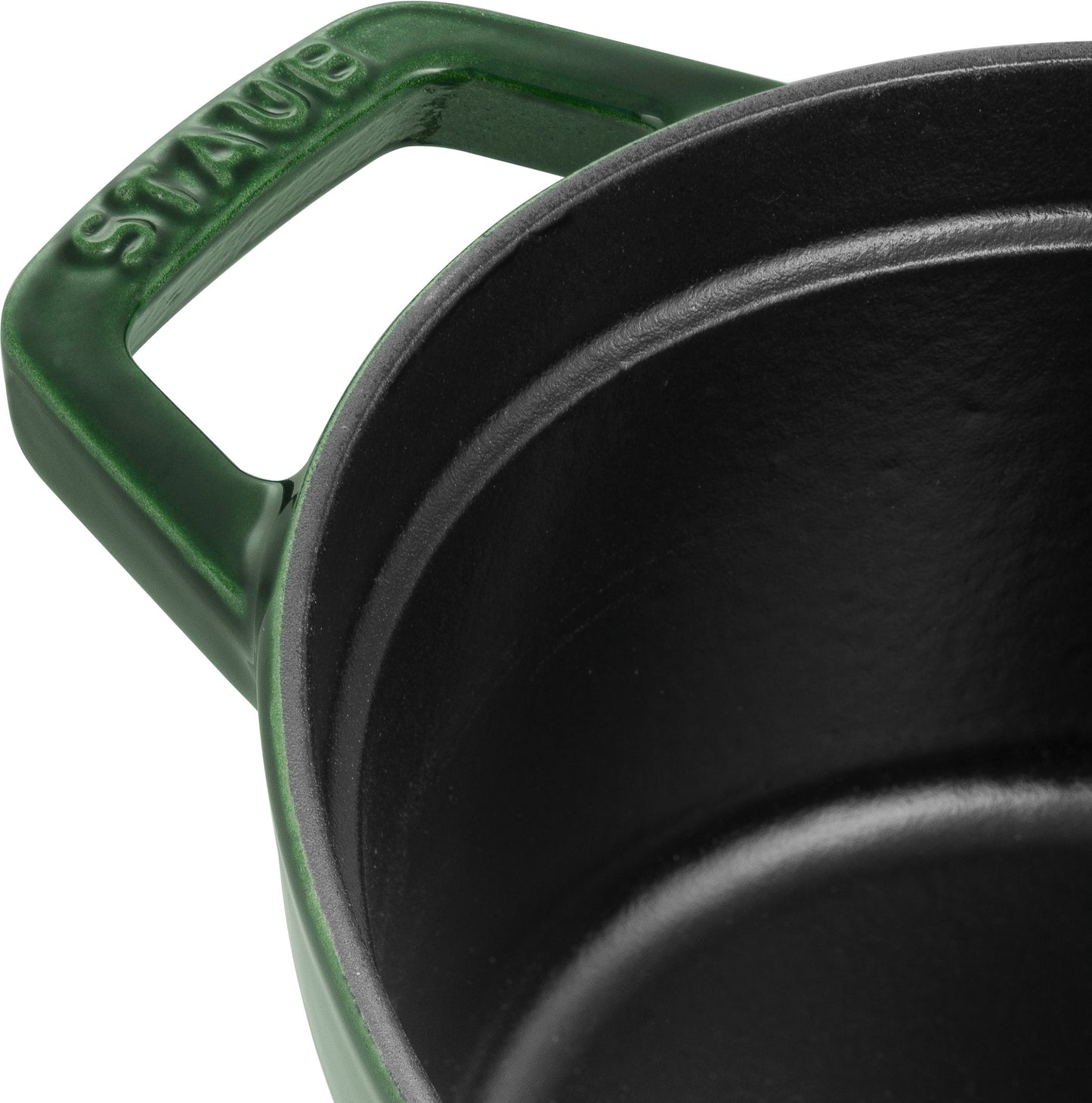 Staub Cocotte 27 cm in Basilikum-Grün, geeignet für schmackhafte Zubereitungen
