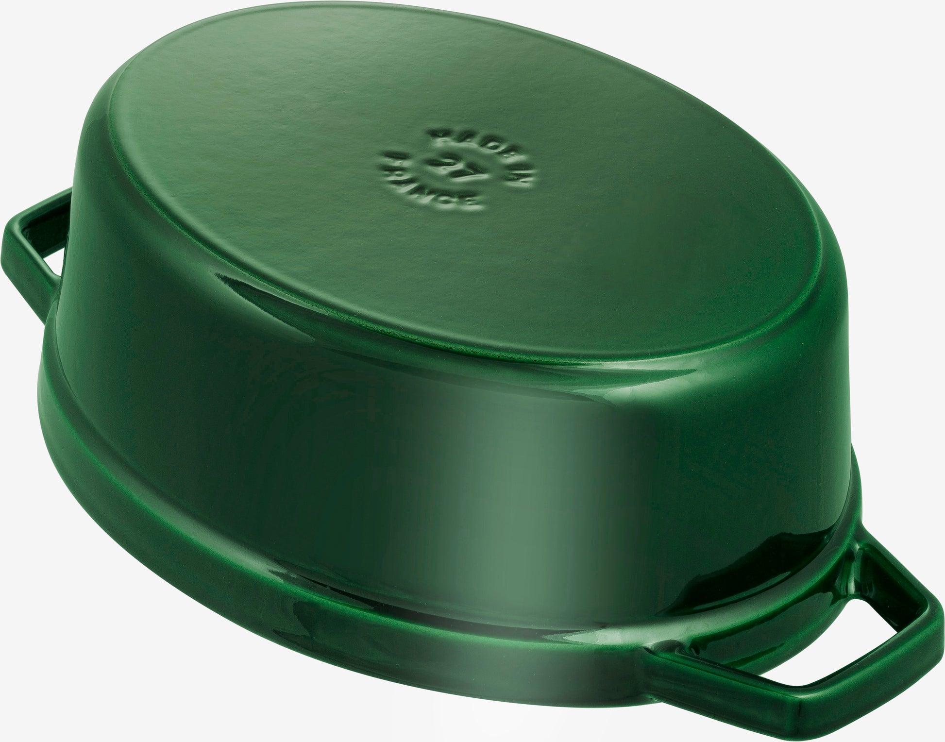 Staub Cocotte 27 cm in Basilikum-Grün, geeignet für schmackhafte Zubereitungen