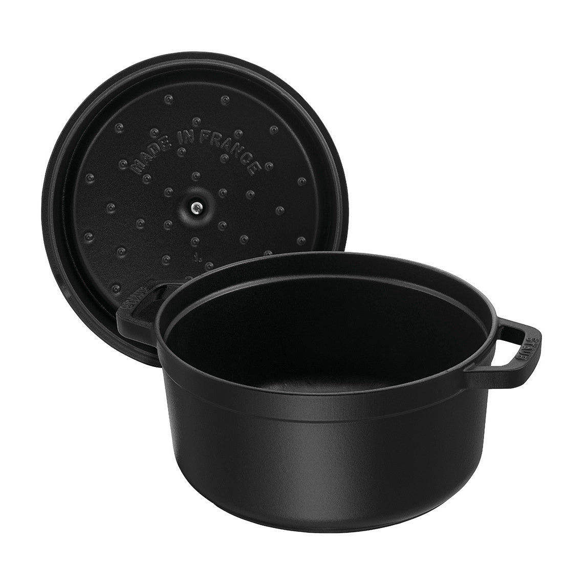 Staub Cocotte aus Gusseisen, ideal für das Kochen und Schmoren von Gerichten
