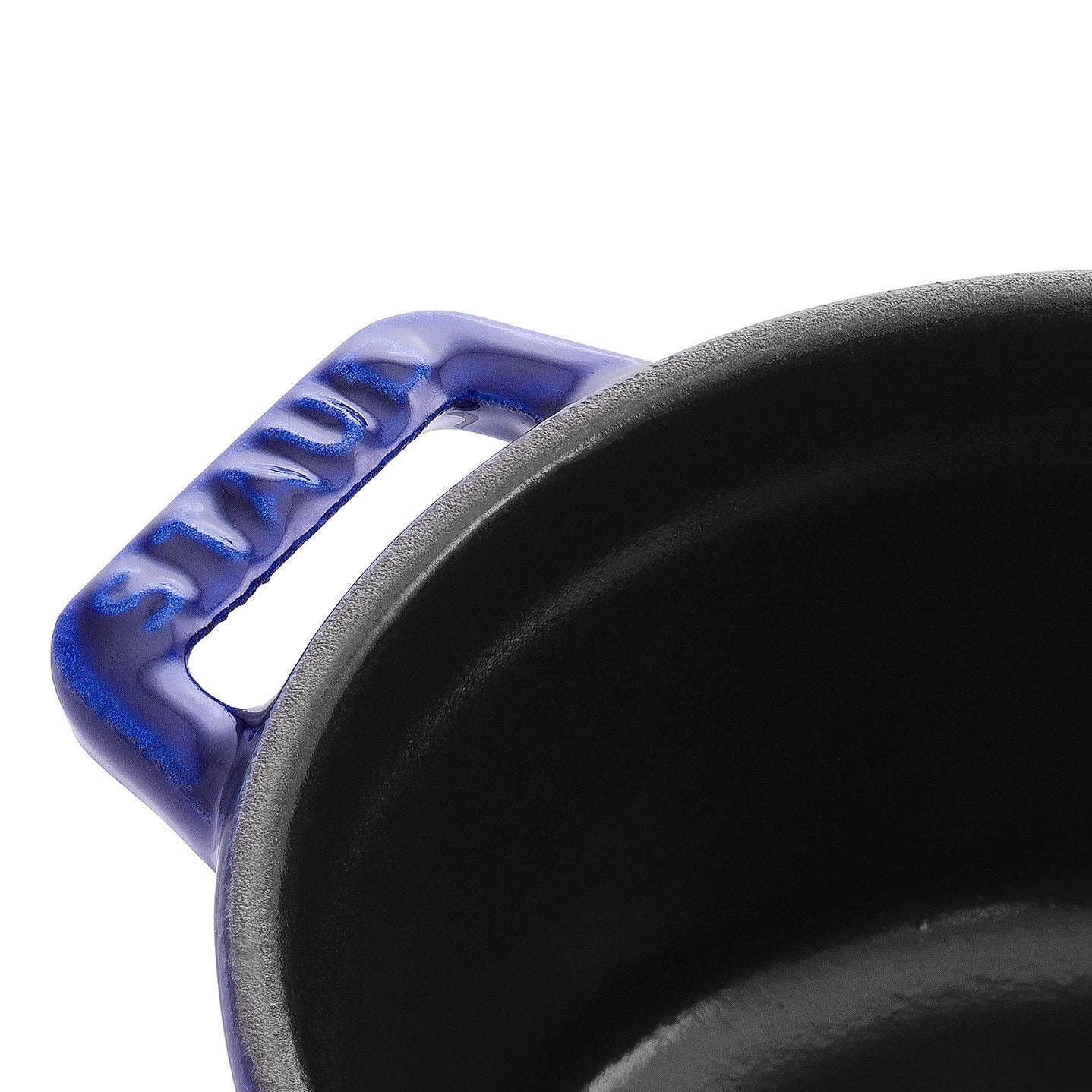 Staub Mini Cocotte 10 cm in Dunkelblau für die Zubereitung von Einzelportionen