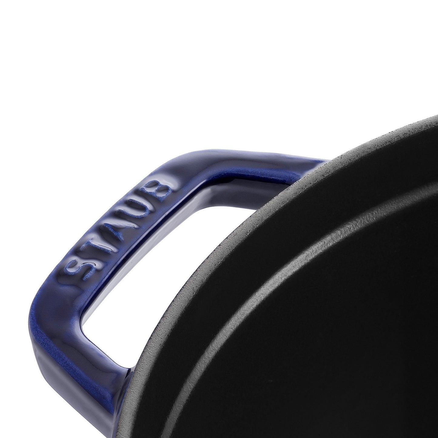 Staub Cocotte 22 cm aus Gusseisen, ideal zum Schmoren und Braten.