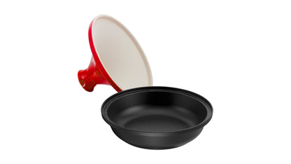 Staub Tajine aus Gusseisen für aromaintensive Gerichte.