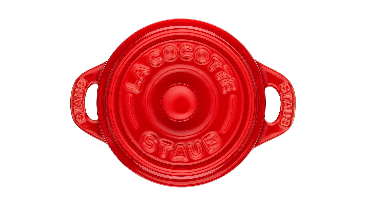 Staub Mini Cocotte 10 cm in Kirsch-Rot für stilvolles Kochen und Servieren
