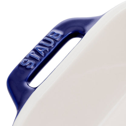 STAUB Auflaufform aus Keramik, dunkelblau, ideal für Aufläufe und Gratins.