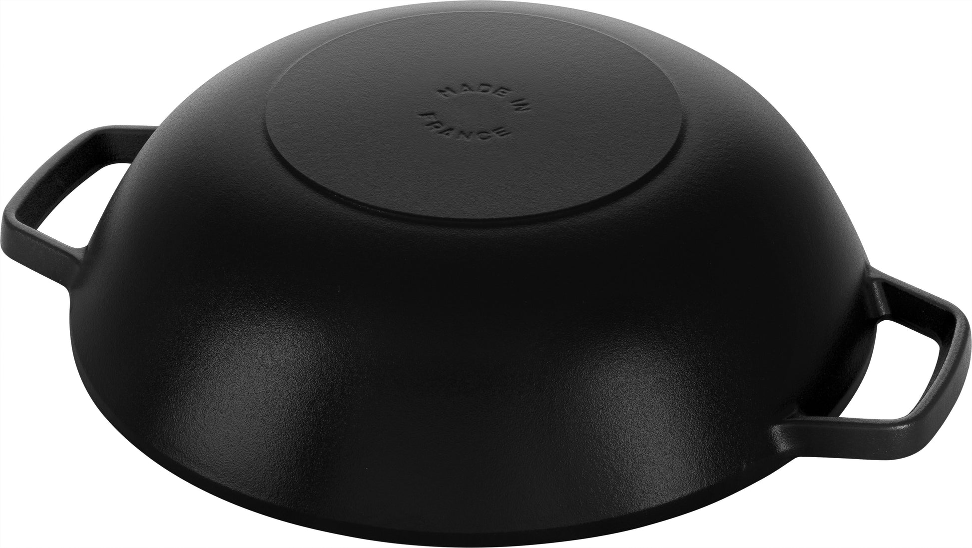 Staub Wok aus Gusseisen mit Glasdeckel, ideal für schnelles und schonendes Kochen