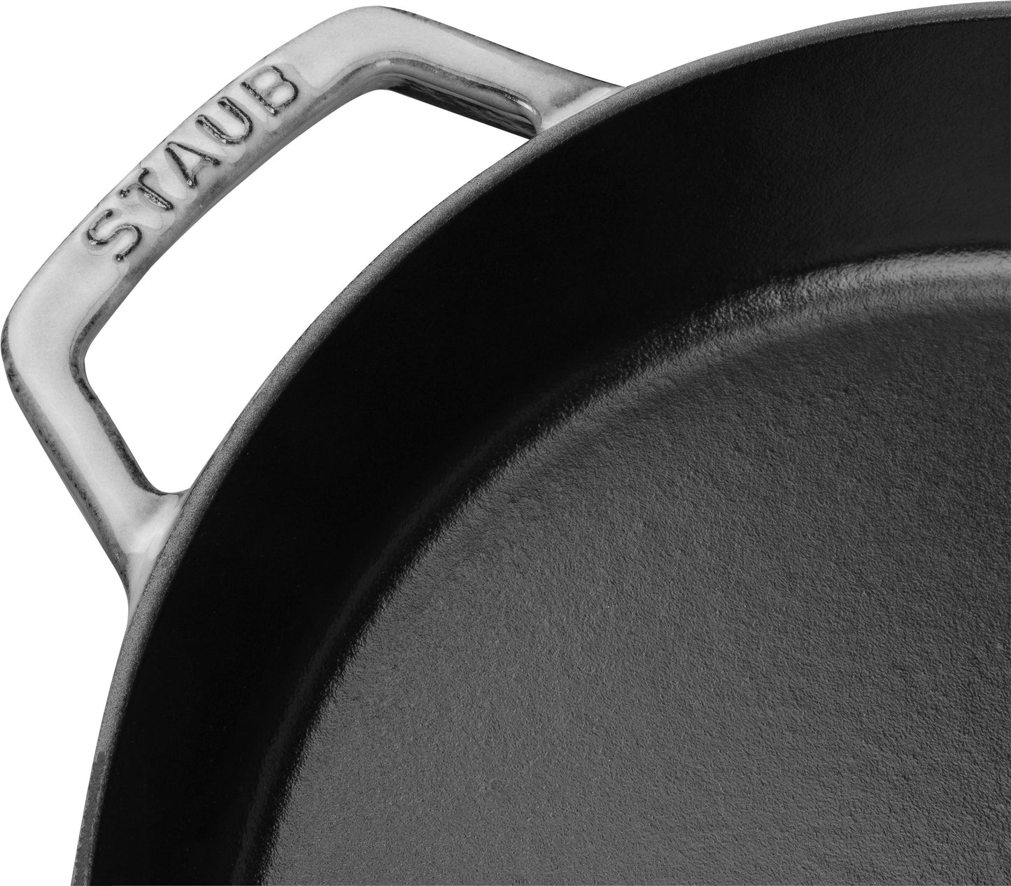 Staub Bratpfanne mit 2 Griffen, 20 cm aus Gusseisen für gleichmäßiges Garen.