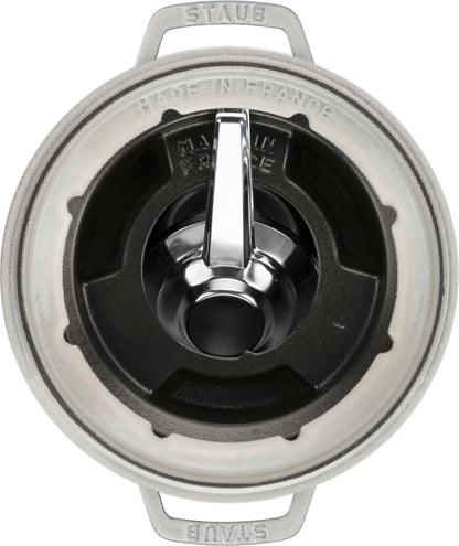 Staub Fondue Set aus Gusseisen für gesellige Kochabende