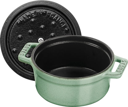 Staub Mini Cocotte aus Gusseisen für die Zubereitung kleiner Portionen