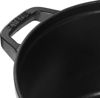 Staub Kochtopfset aus Gusseisen für vielseitiges Kochen