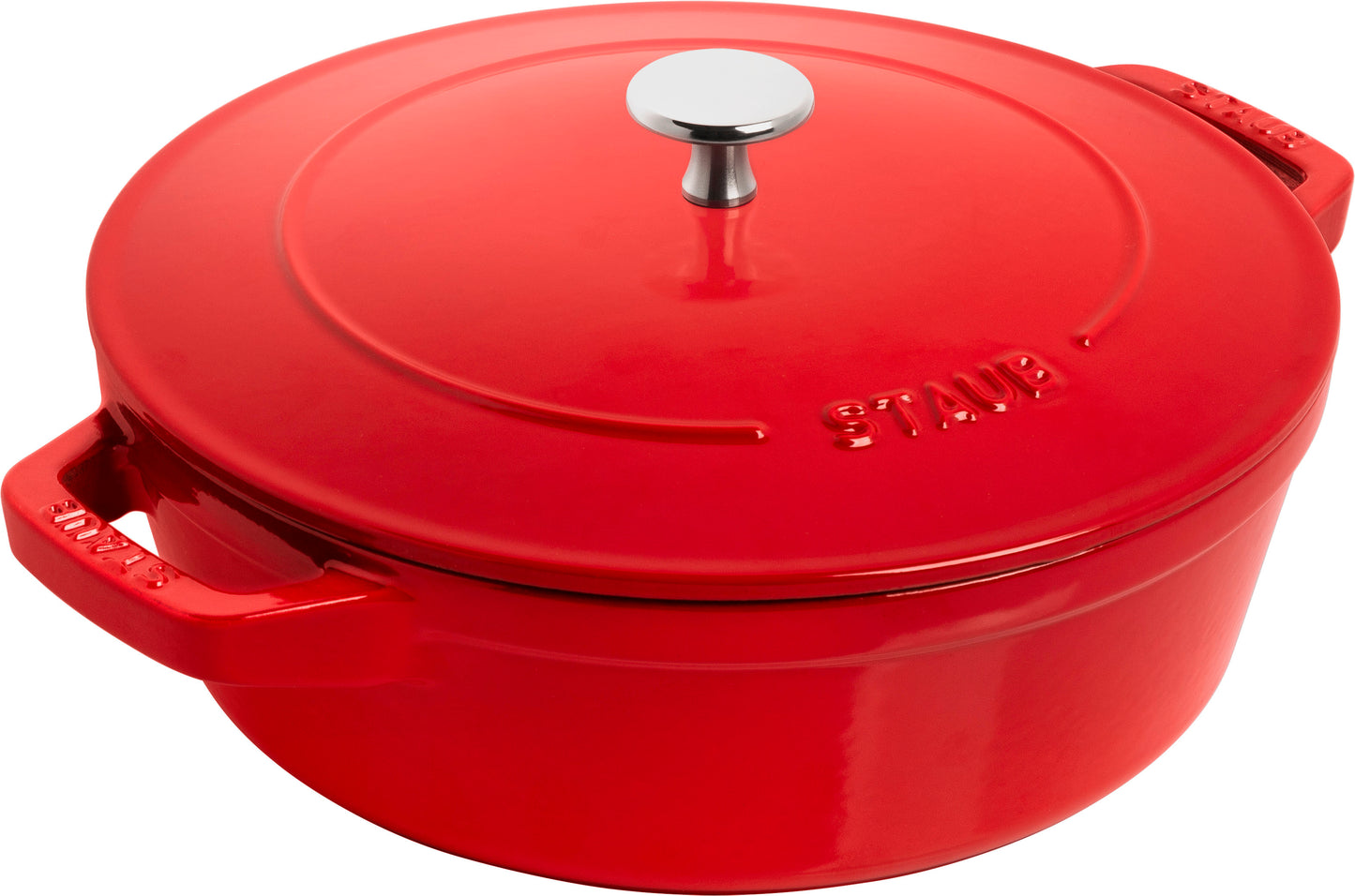 Staub Kochtopfset aus Gusseisen, ideal für professionelle Küchen.