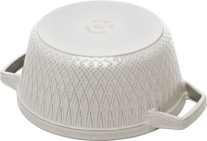 Staub Cocotte 24 cm aus Gusseisen für die professionelle Küche