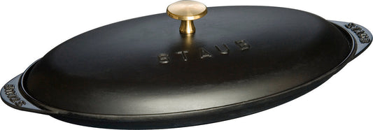 Staub Ofenform mit Deckel aus Gusseisen für die Zubereitung von Fisch