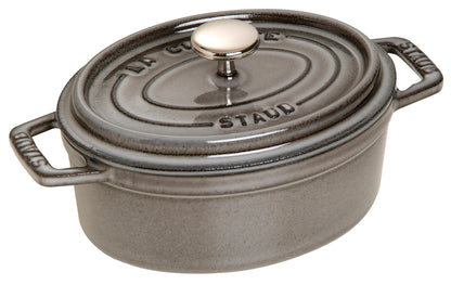 Staub Cocotte, 17 cm aus Gusseisen für Eintöpfe und Schmorgerichte