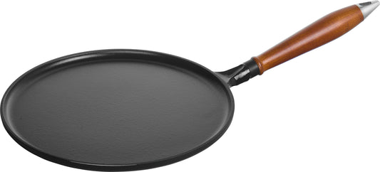 Staub Pfannkuchenpfanne 28 cm aus Gusseisen für die Zubereitung von Crêpes und Pfannkuchen.