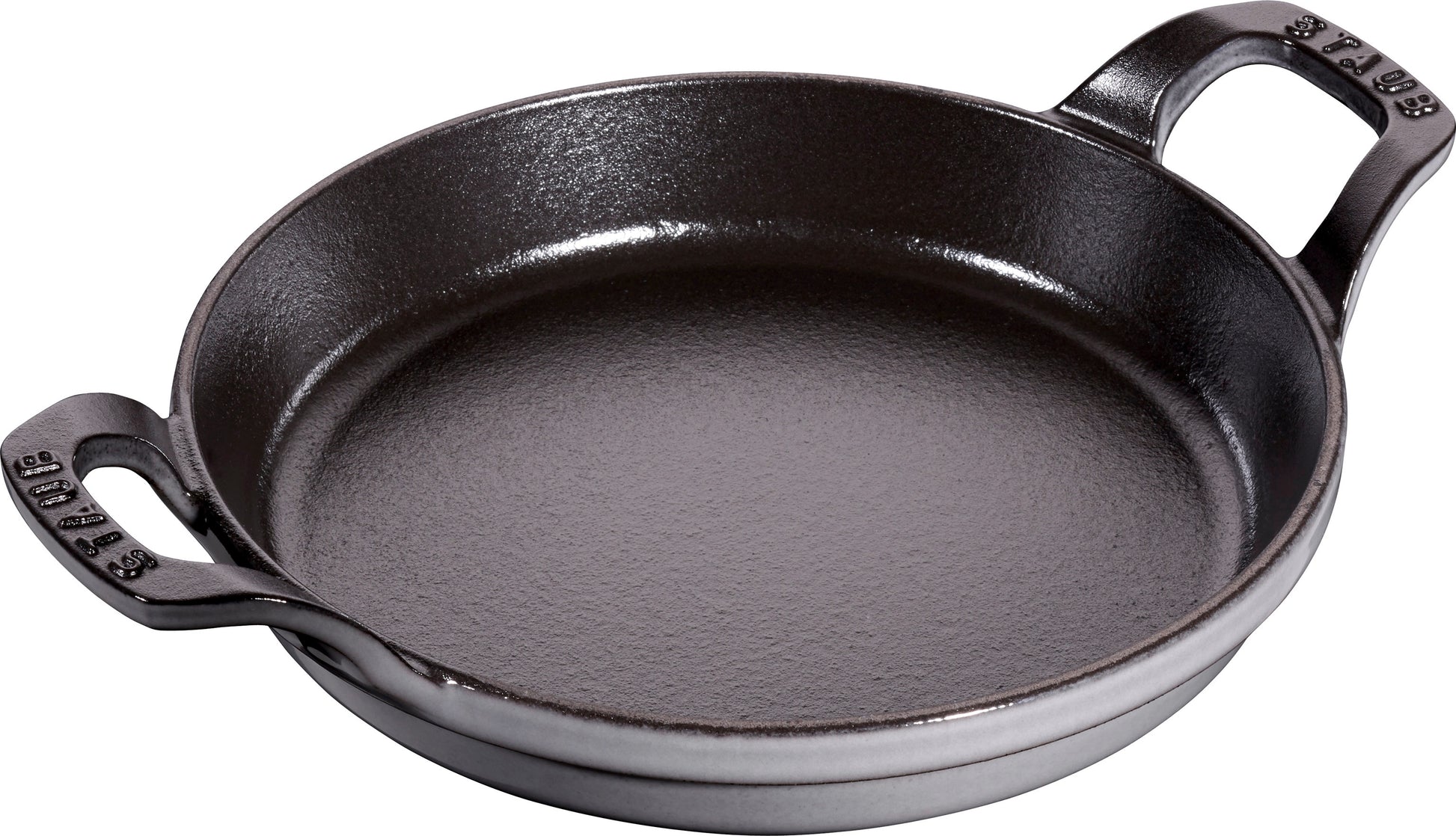 Staub Ofenform aus Gusseisen für das Backen von Aufläufen und Gratins.