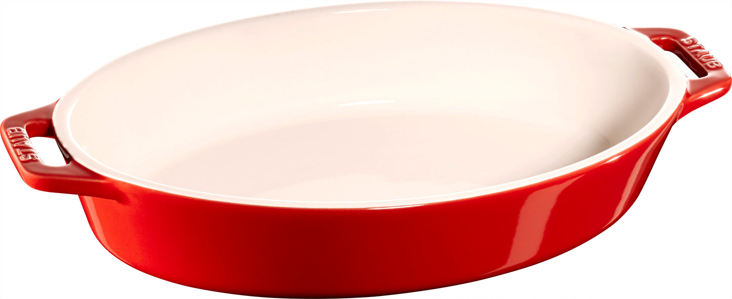 Staub Auflaufform aus Keramik in Kirsch-Rot für die Zubereitung von Aufläufen