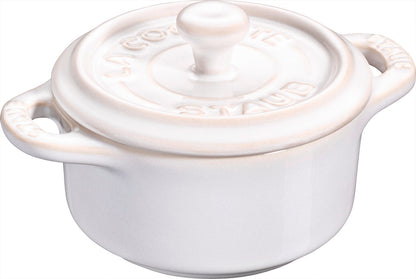 Staub Mini Cocotte in Elfenbein-Weiß für die Zubereitung von kleinen Gerichten