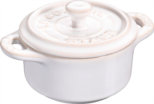 Staub Mini Cocotte in Elfenbein-Weiß für die Zubereitung von kleinen Gerichten