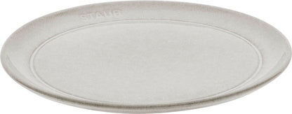 Staub Teller flach, 20 cm aus Keramik, ideal für Desserts und kleine Gerichte.