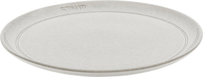 Staub Teller flach, 26 cm aus Keramik für die ansprechende Präsentation von Hauptgerichten