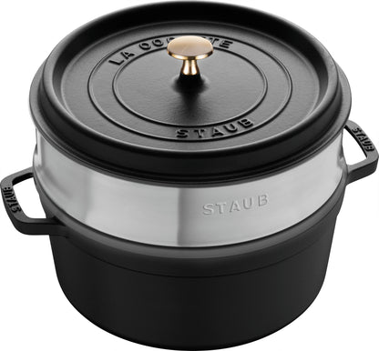 Staub Cocotte mit Dämpfeinsatz, 24 cm aus Gusseisen für schonendes Garen.