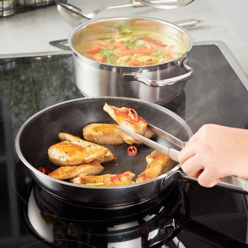 RÖSLE Spitzzange 31 cm – Edelstahl Zange für Kochen und Braten